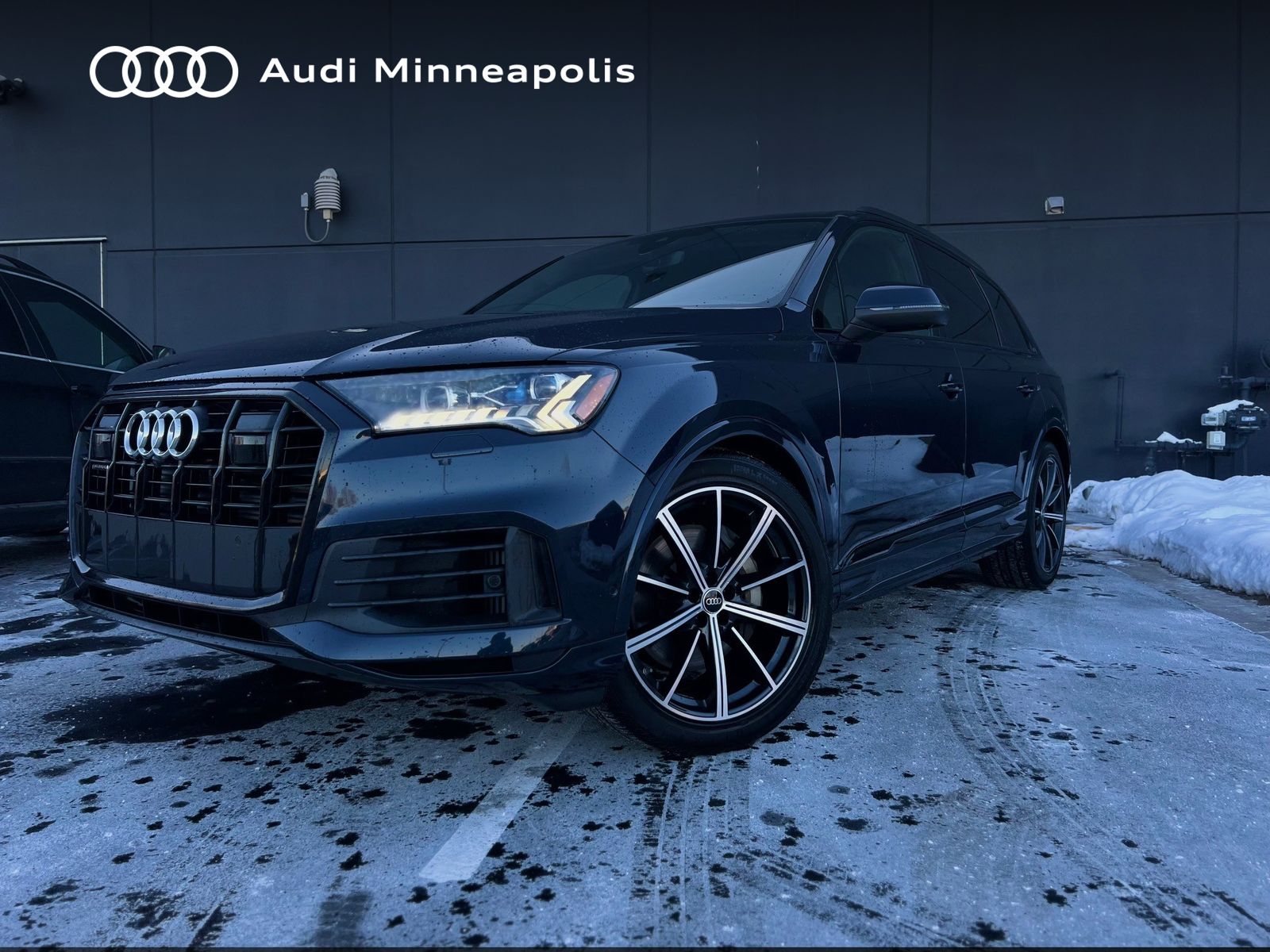 Thumbnail: 2023 Audi Q7 - 1