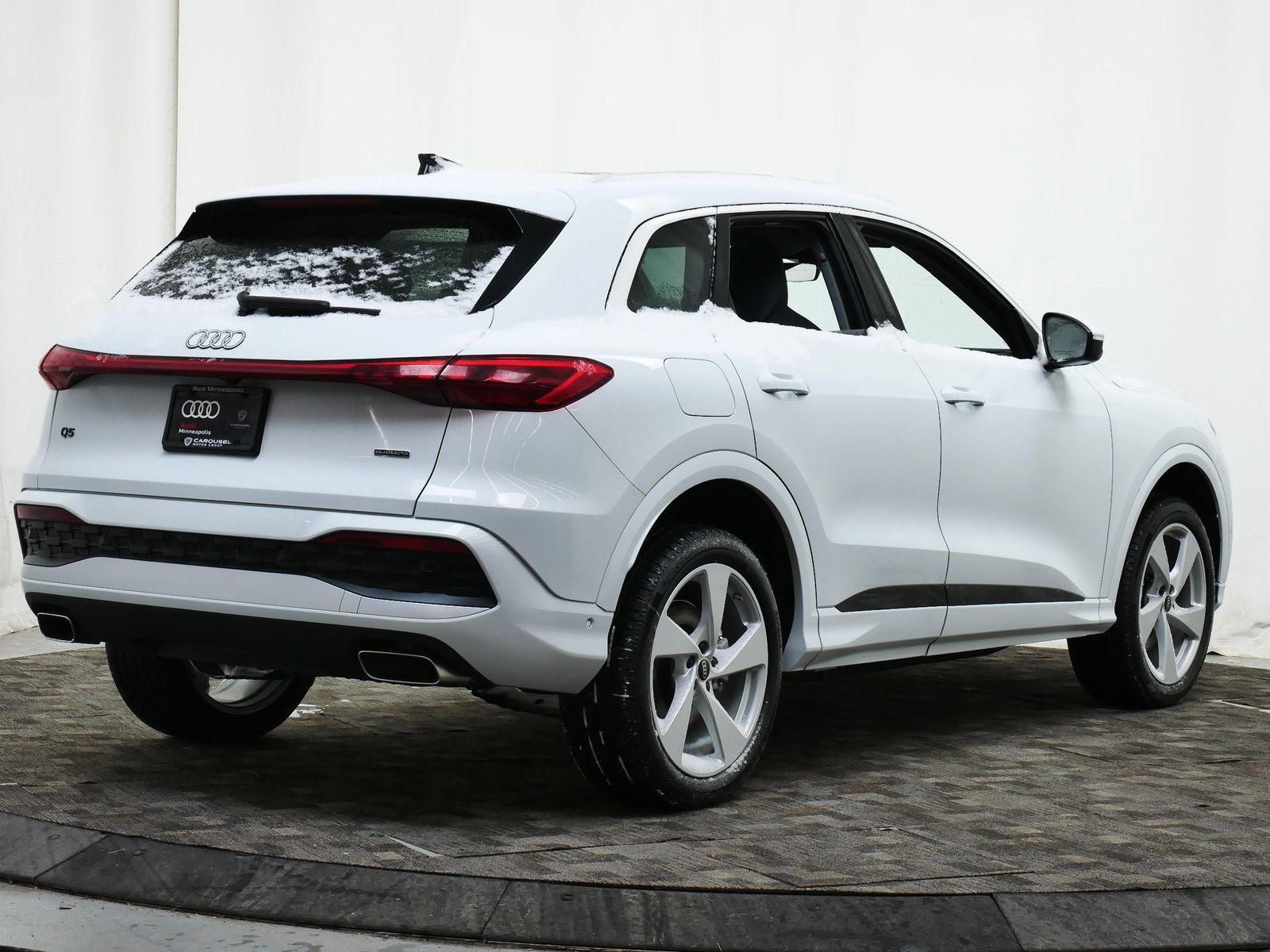 Thumbnail: 2025 Audi Q5 - 6