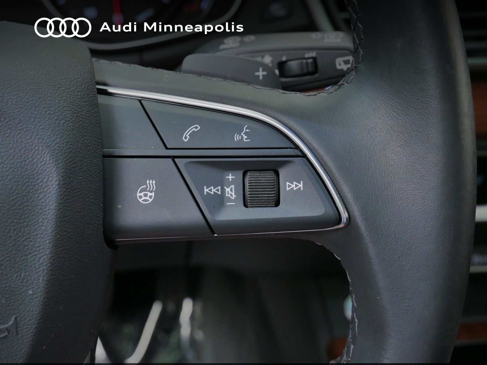 Thumbnail: 2023 Audi Q5 - 23