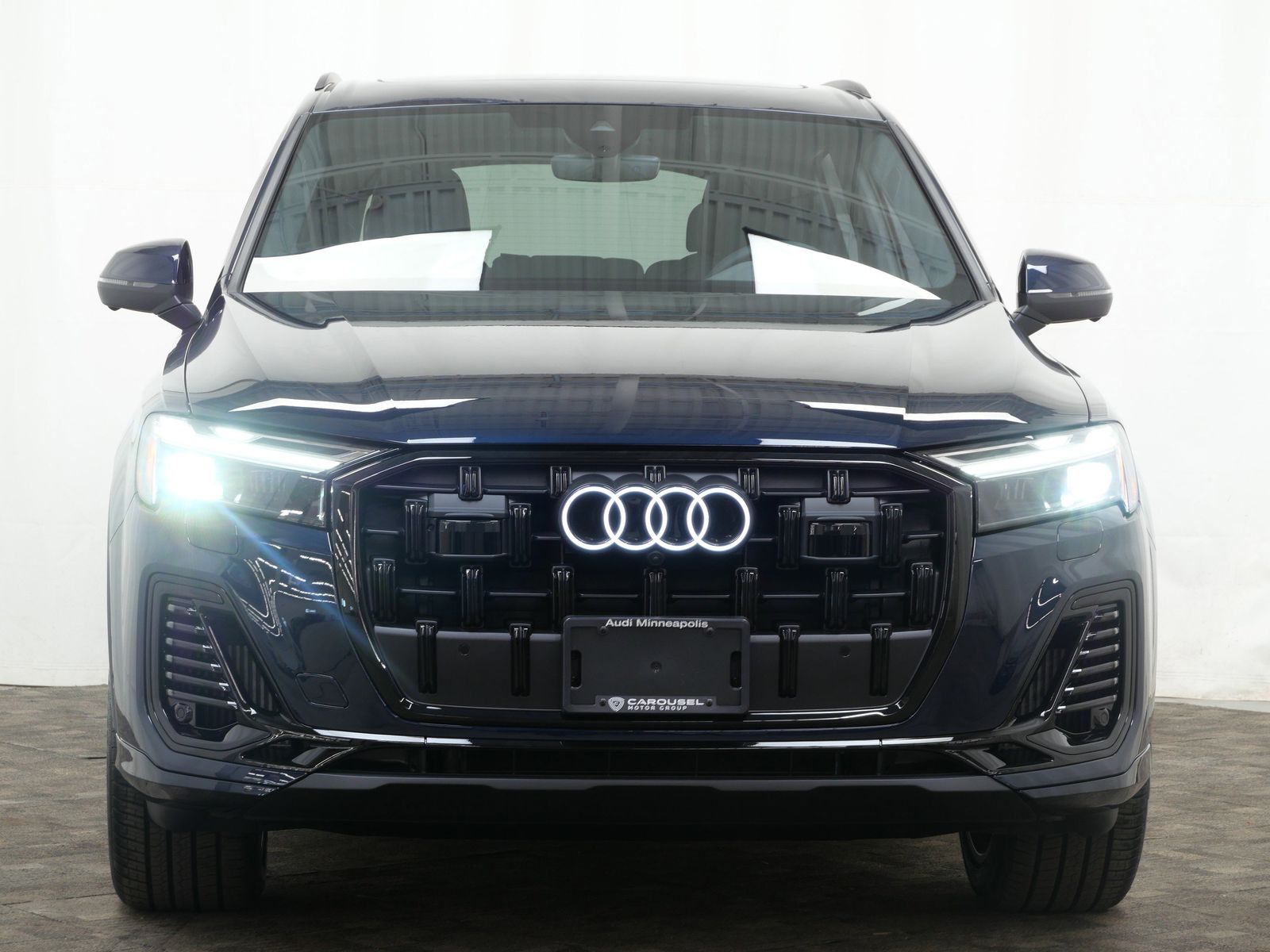 Thumbnail: 2026 Audi Q7 - 9