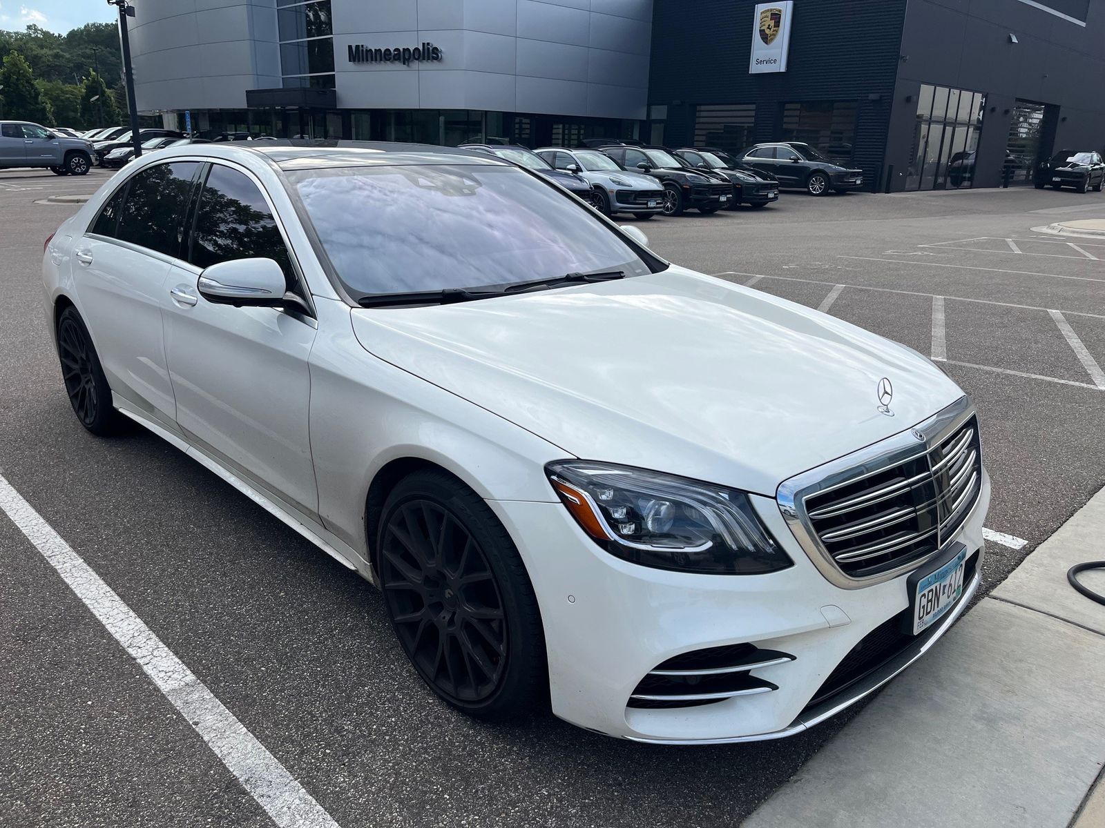 Used 2018 Mercedes-Benz S-Class S560 with VIN WDDUG8GB4JA389259 for sale in Minneapolis, MN