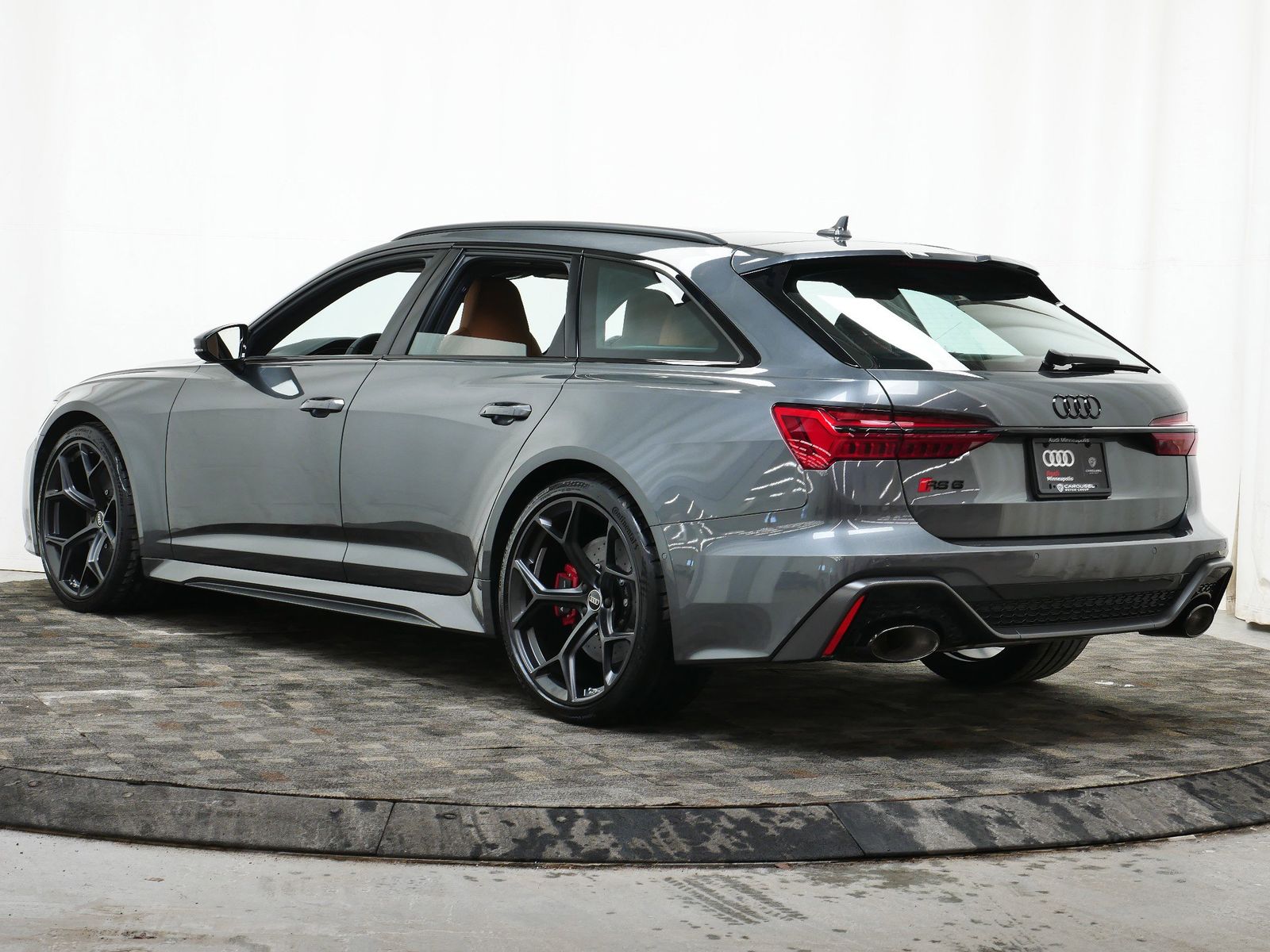 Thumbnail: 2026 Audi RS 6 - 4