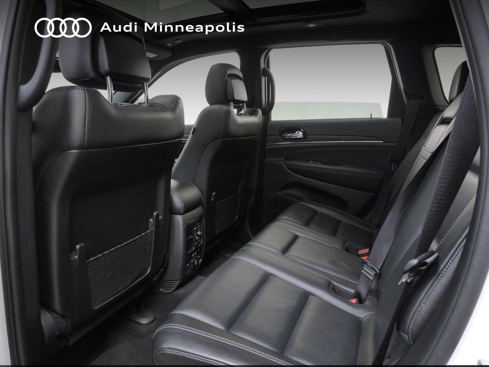 Thumbnail: 2021 Jeep Grand Cherokee - 16