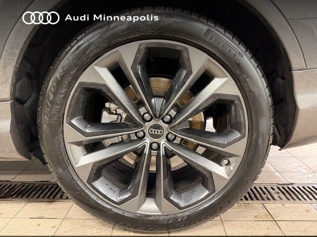 Thumbnail: 2025 Audi Q7 - 18