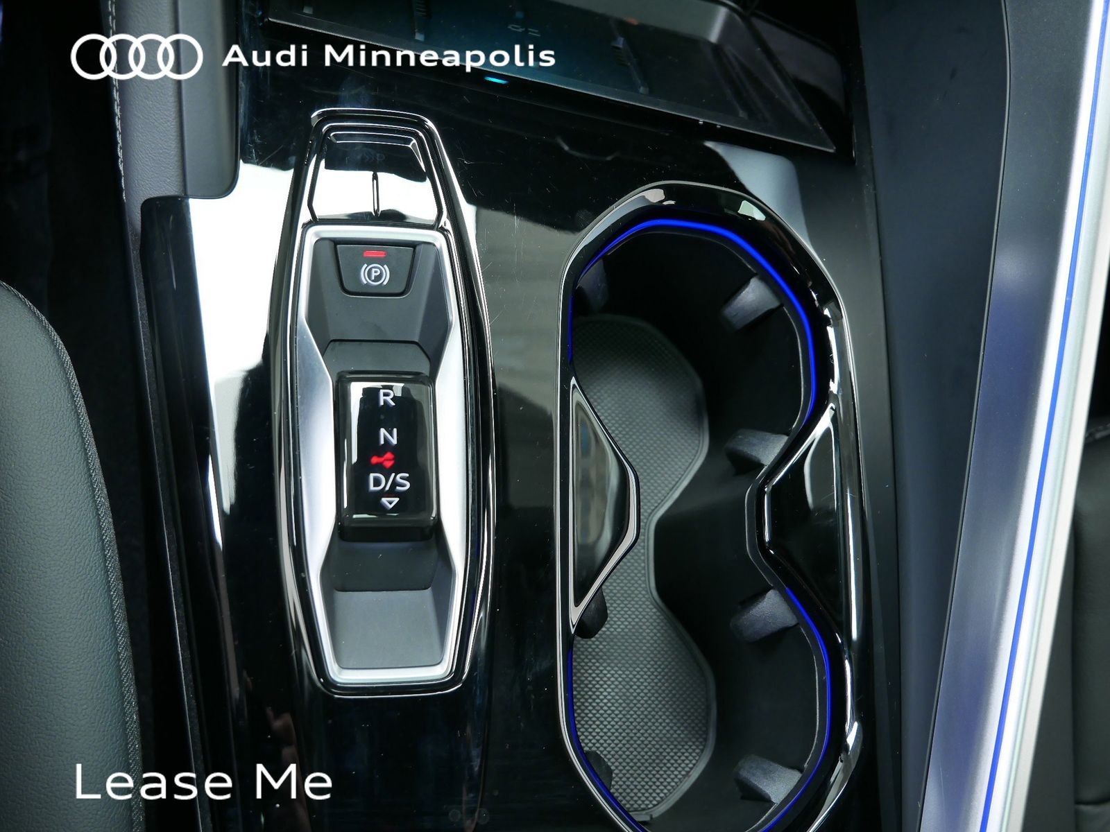 Thumbnail: 2025 Audi Q5 - 19