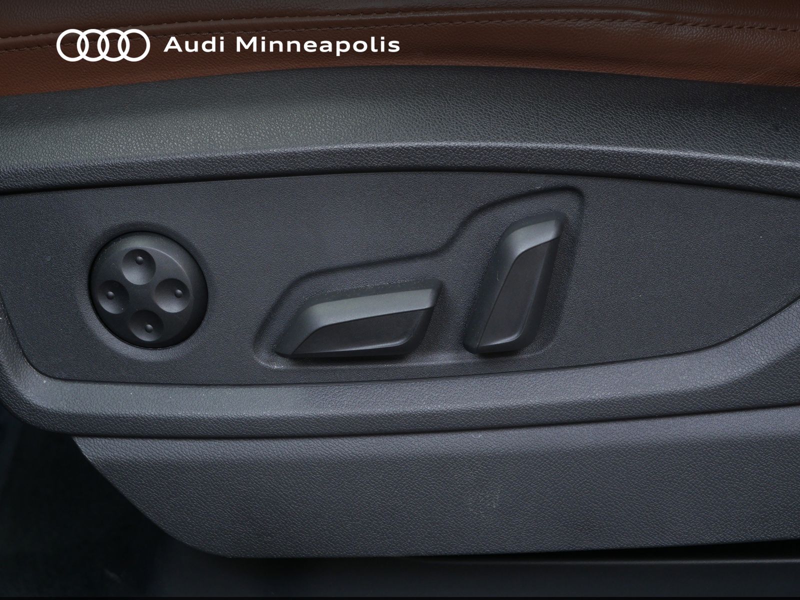 Thumbnail: 2023 Audi Q5 - 14