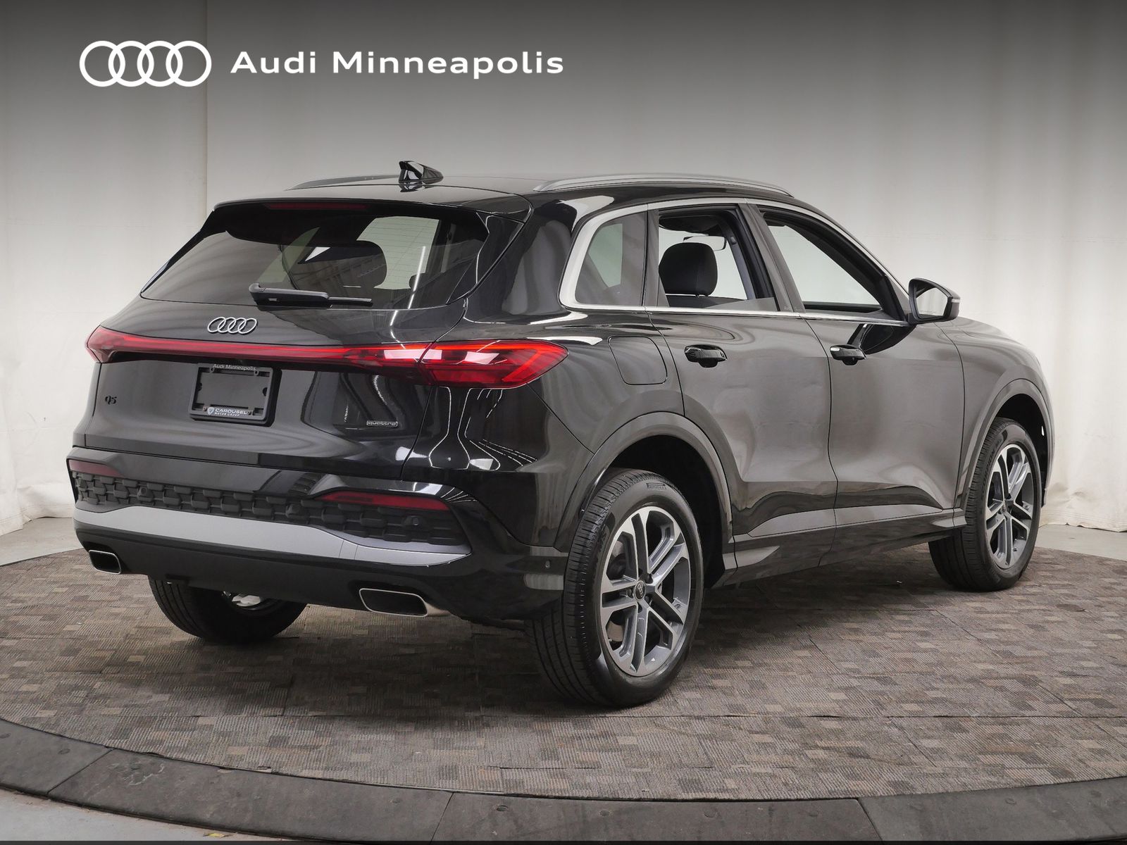 Thumbnail: 2025 Audi Q5 - 7