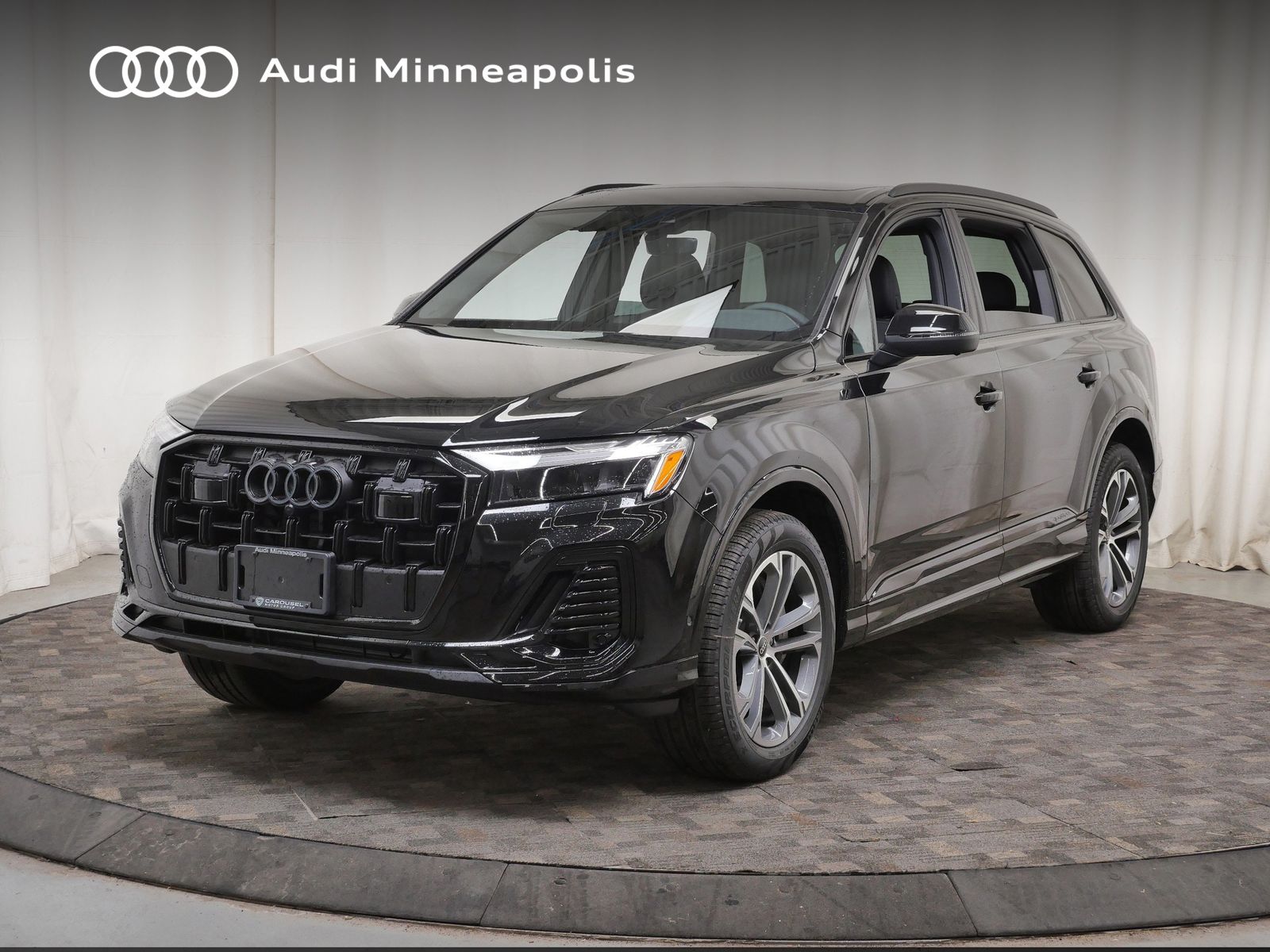 Thumbnail: 2026 Audi Q7 - 1