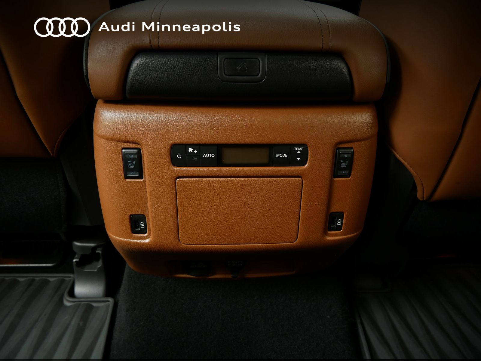 Thumbnail: 2024 INFINITI QX80 - 17