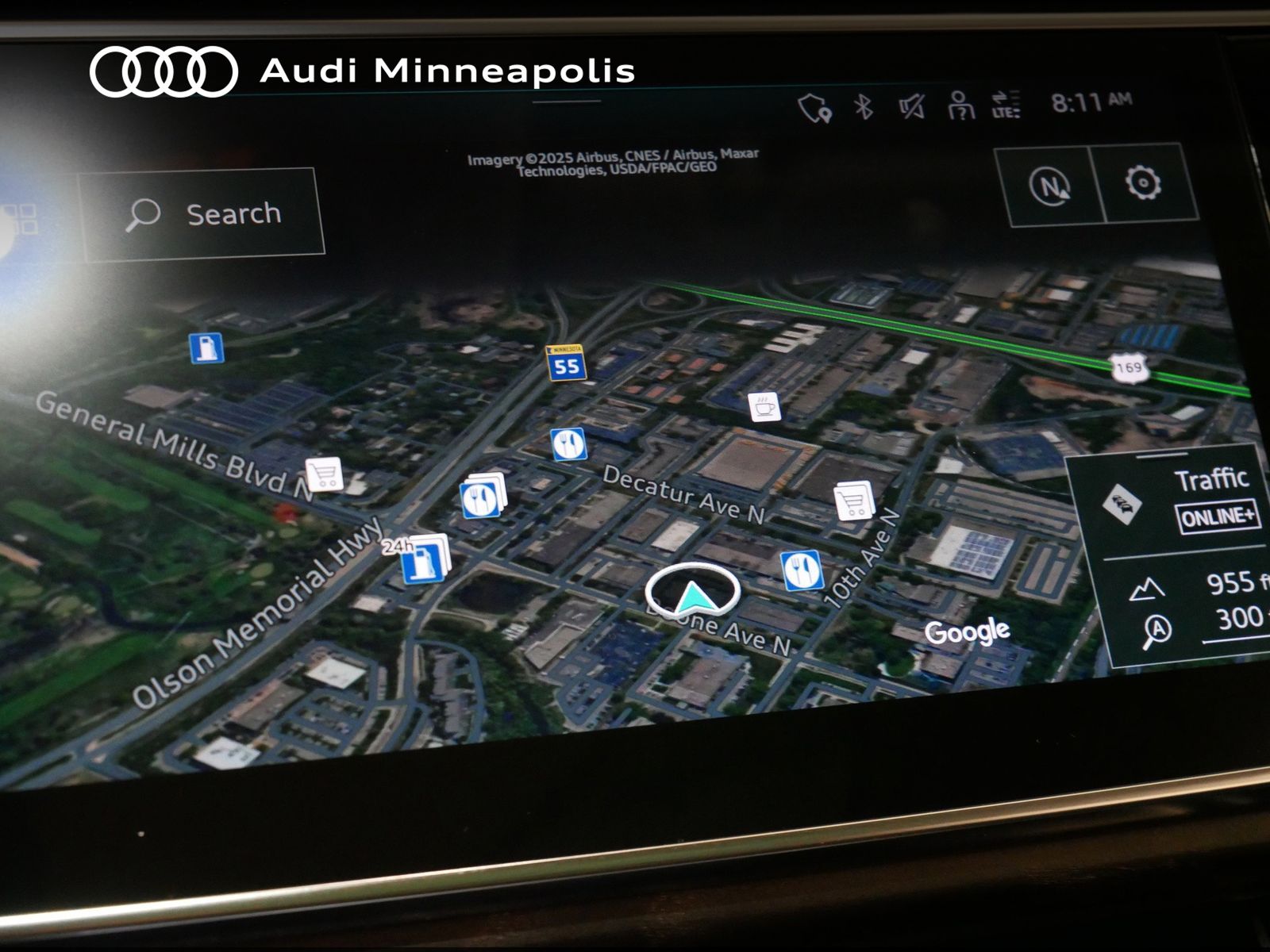 Thumbnail: 2023 Audi Q8 - 32