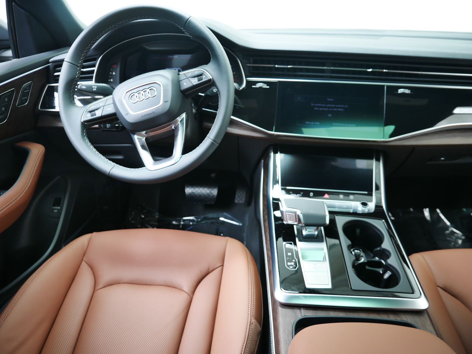 Thumbnail: 2025 Audi Q8 - 14