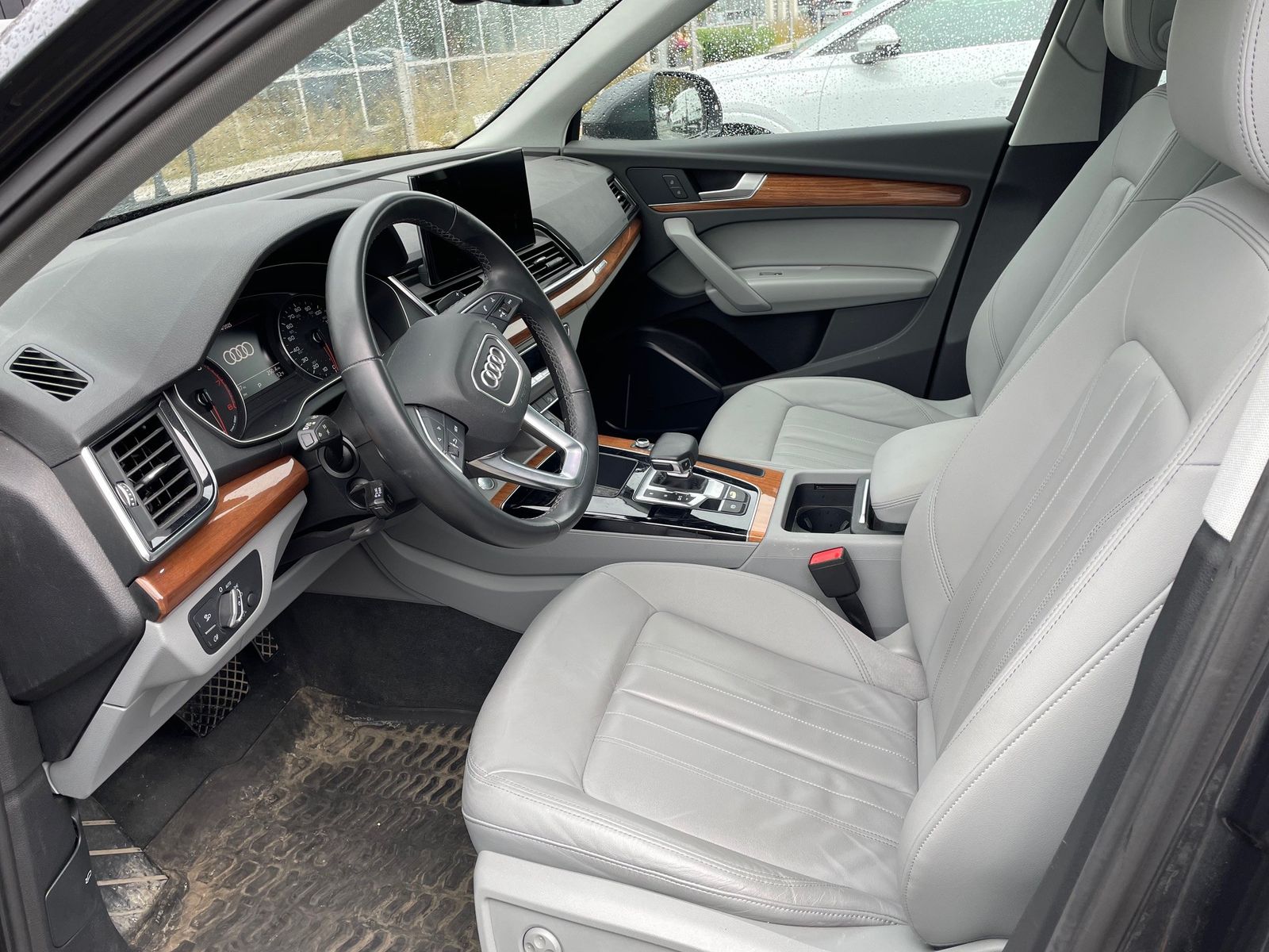 Thumbnail: 2022 Audi Q5 - 2