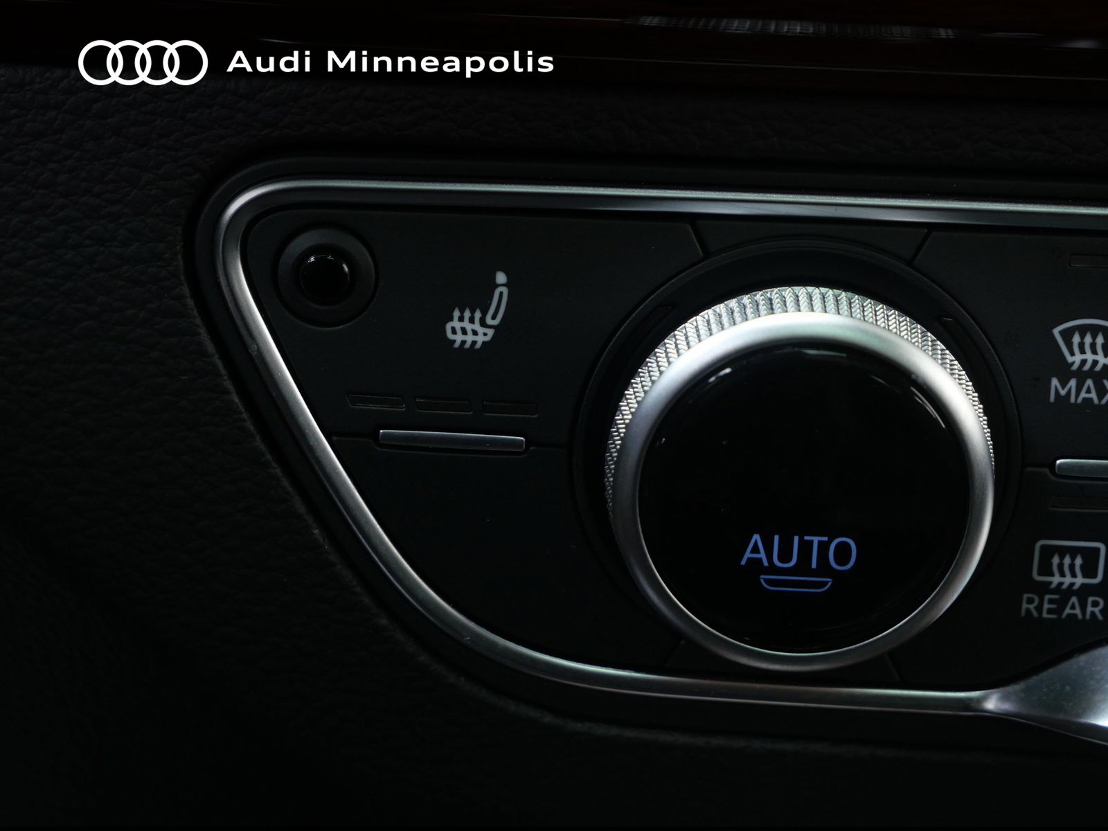 Thumbnail: 2023 Audi Q5 - 27