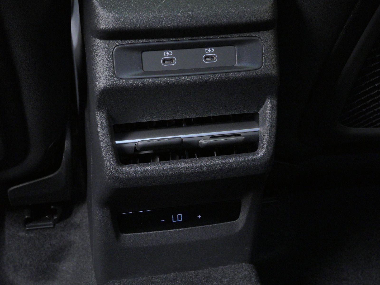 Thumbnail: 2026 Audi Q3 - 14