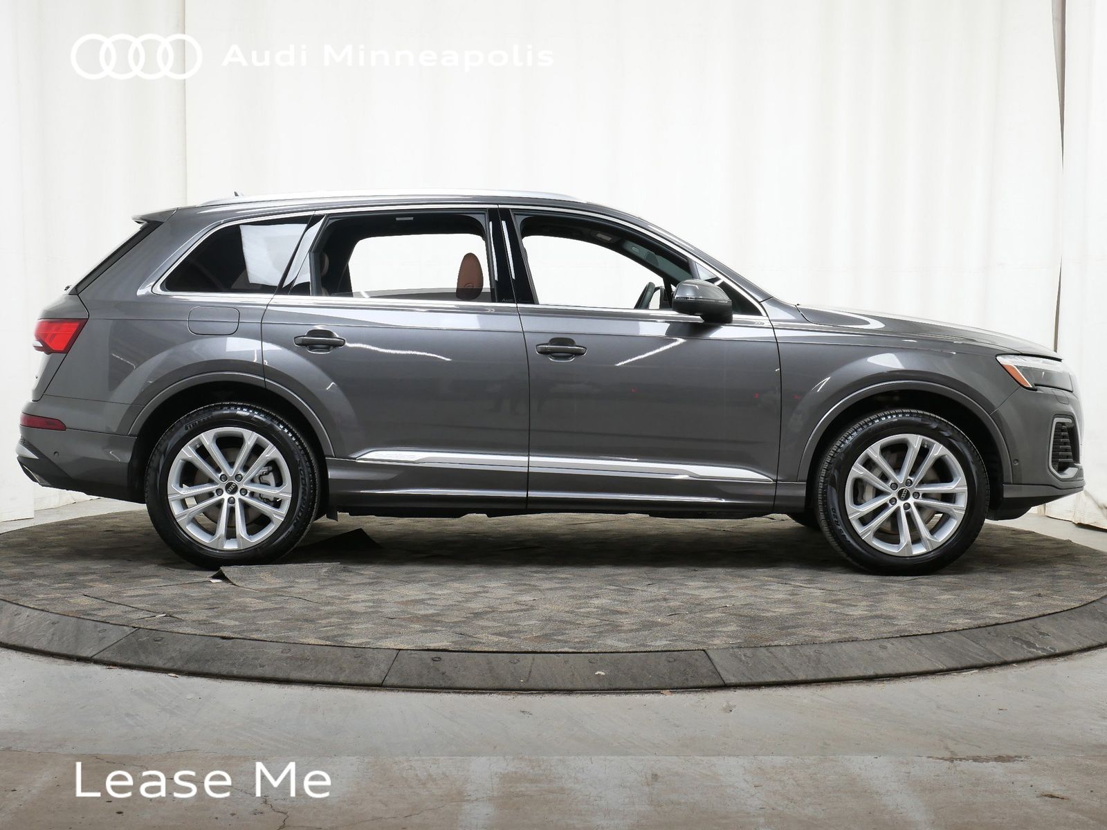 Thumbnail: 2025 Audi Q7 - 9