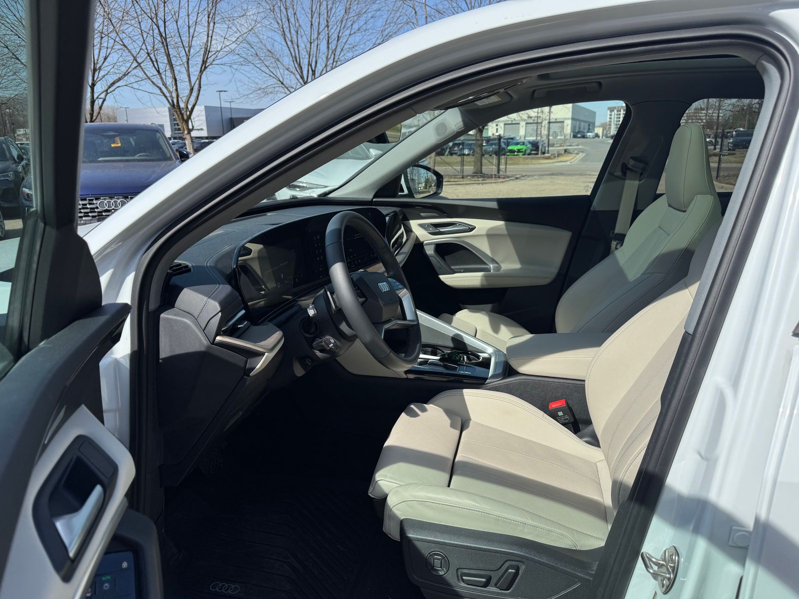 Thumbnail: 2025 Audi Q5 - 2