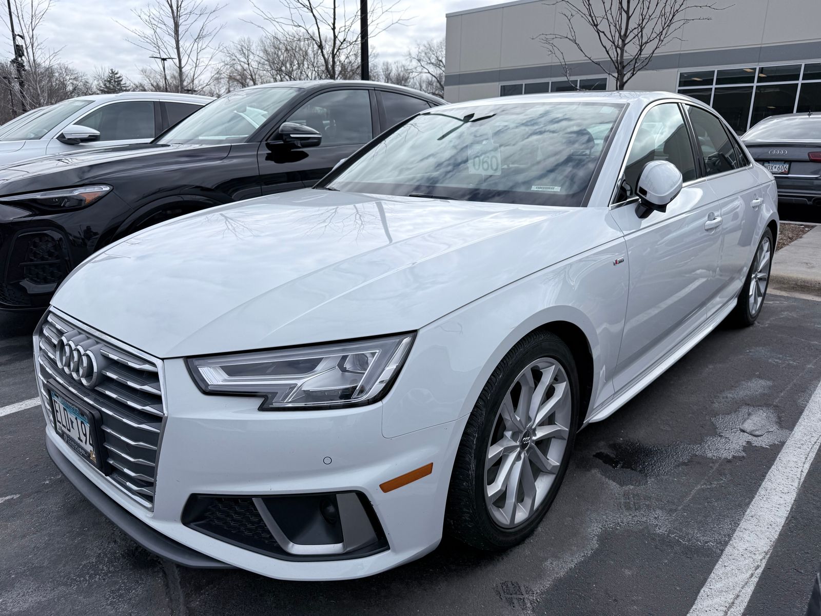 Thumbnail: 2019 Audi A4 - 1