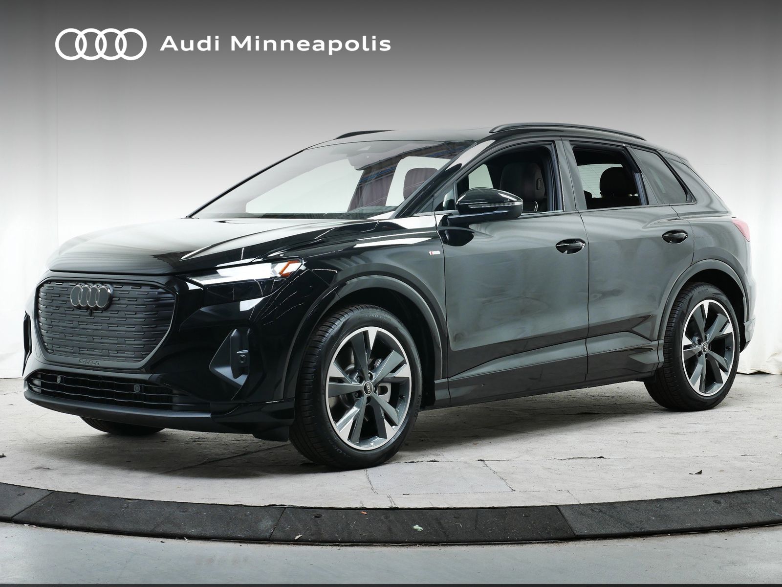Thumbnail: 2025 Audi Q4 e-tron - 1