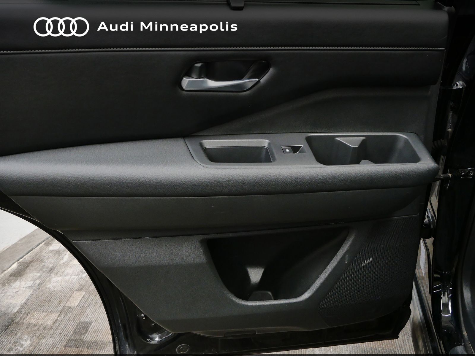 Thumbnail: 2023 Nissan Pathfinder - 15