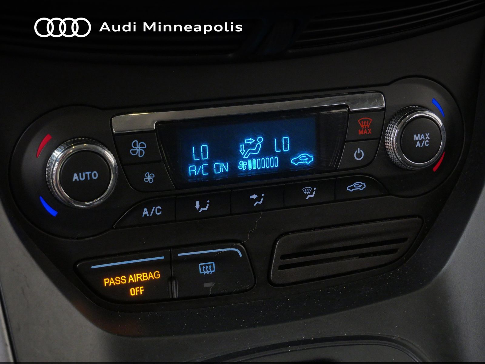 Thumbnail: 2016 Ford Escape - 27