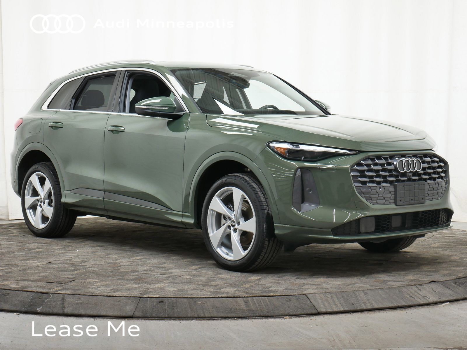 Thumbnail: 2025 Audi Q5 - 10