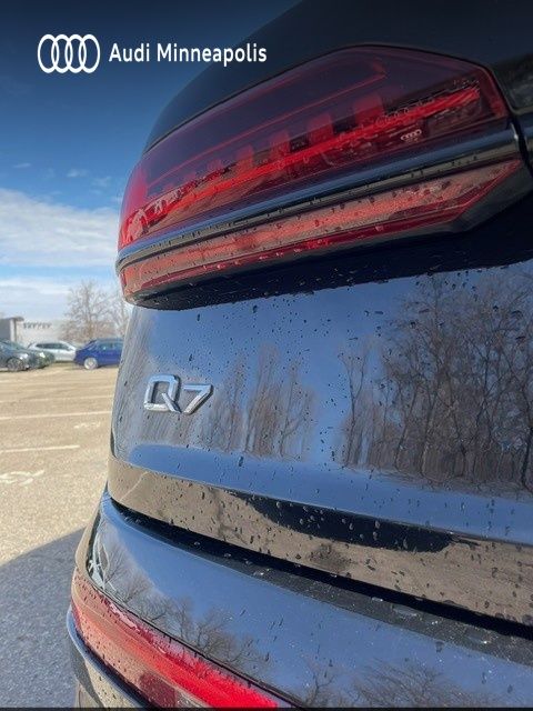 Thumbnail: 2023 Audi Q7 - 8