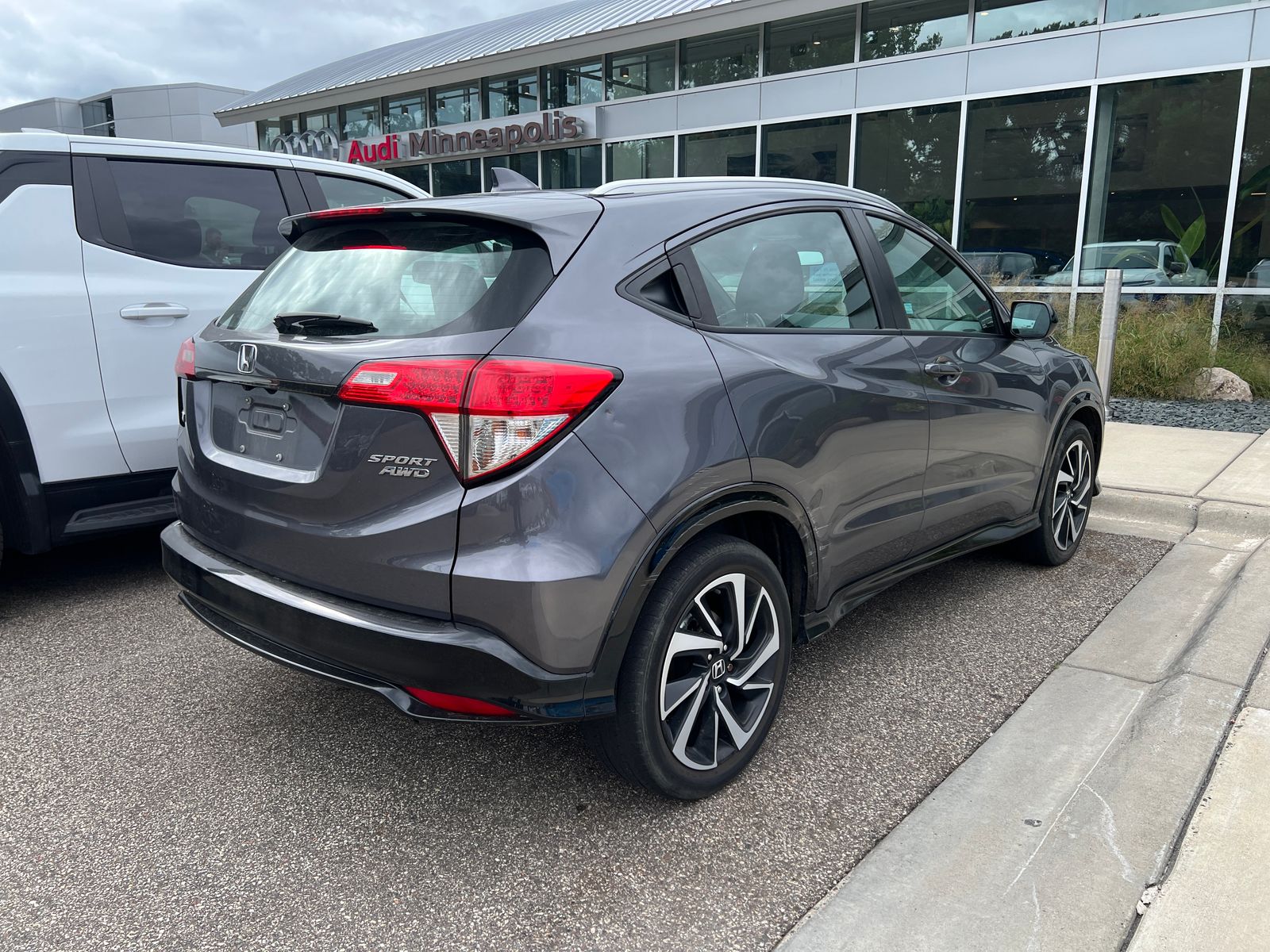 Thumbnail: 2019 Honda HR-V - 3