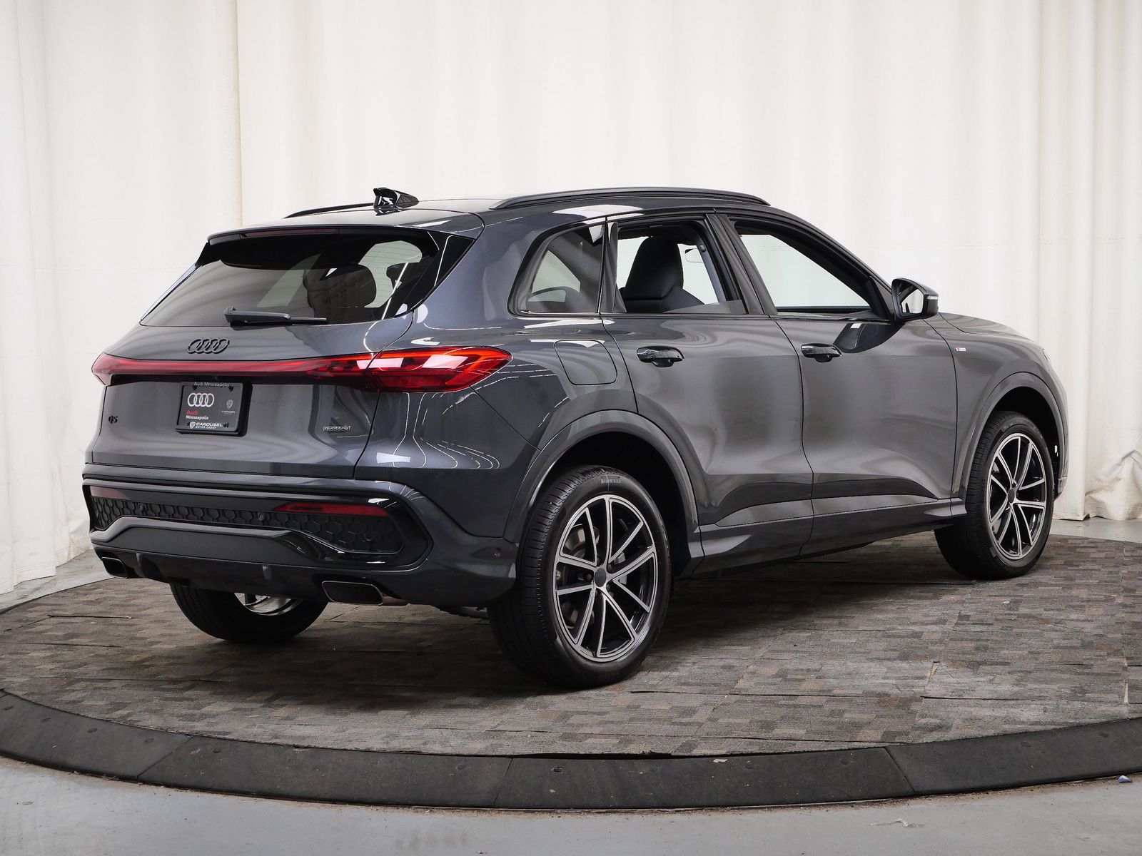 Thumbnail: 2026 Audi Q5 - 6
