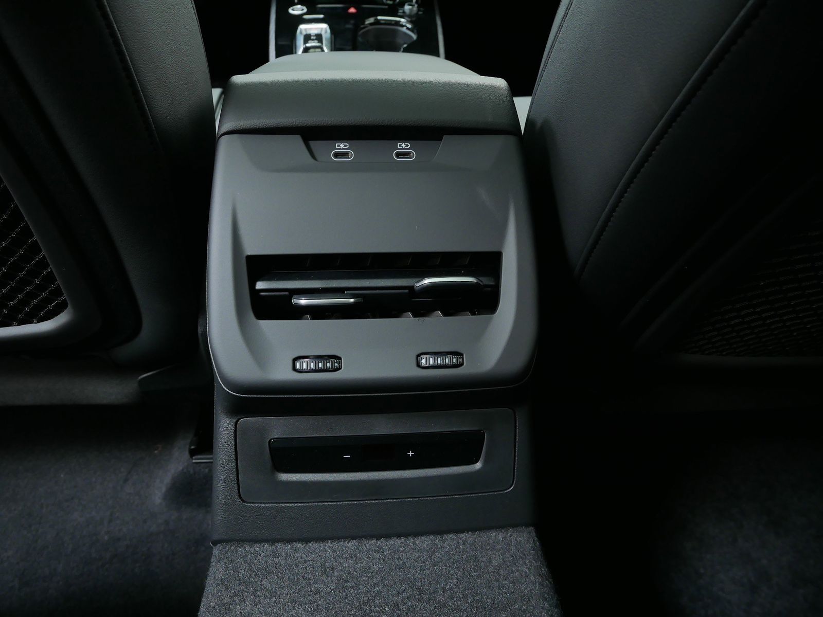 Thumbnail: 2025 Audi A5 - 14