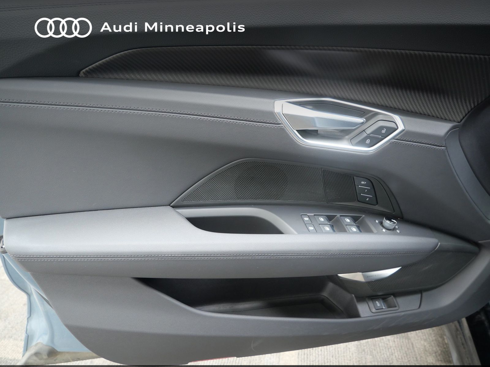 Thumbnail: 2023 Audi e-tron GT - 12