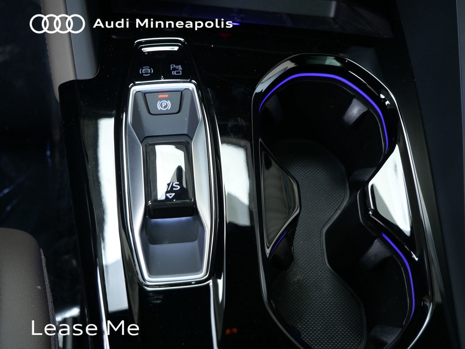 Thumbnail: 2025 Audi Q5 - 19