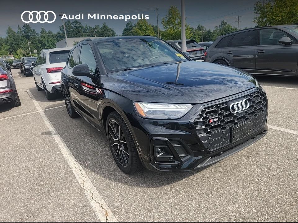 Thumbnail: 2023 Audi SQ5 - 1