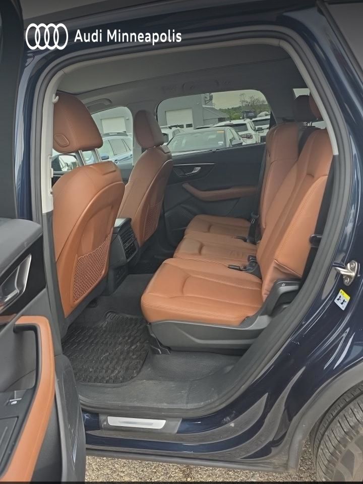Thumbnail: 2023 Audi Q7 - 12