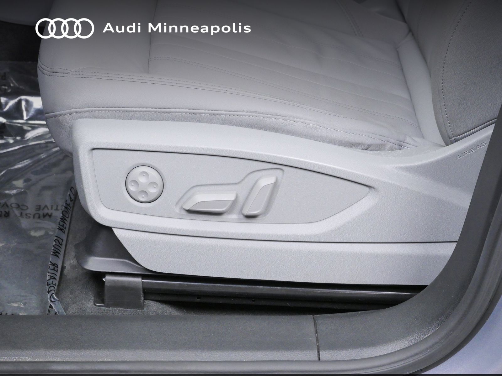 Thumbnail: 2023 Audi Q5 - 13