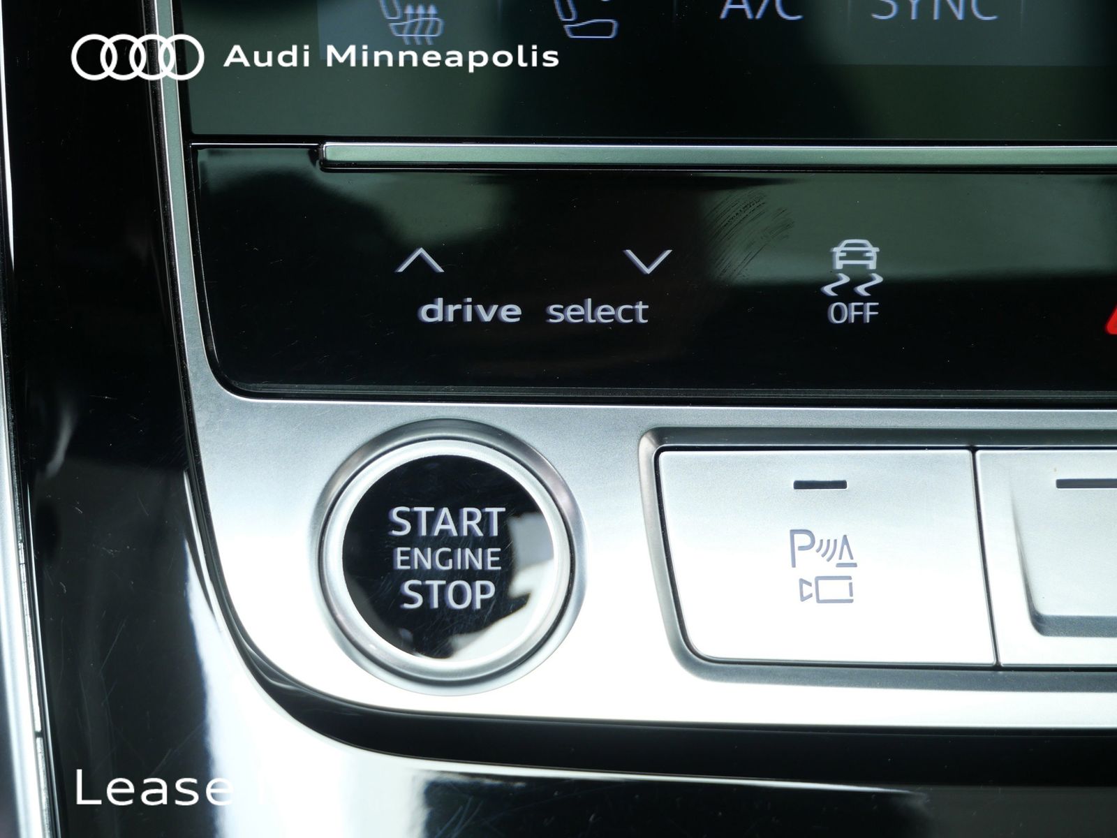 Thumbnail: 2025 Audi Q7 - 28