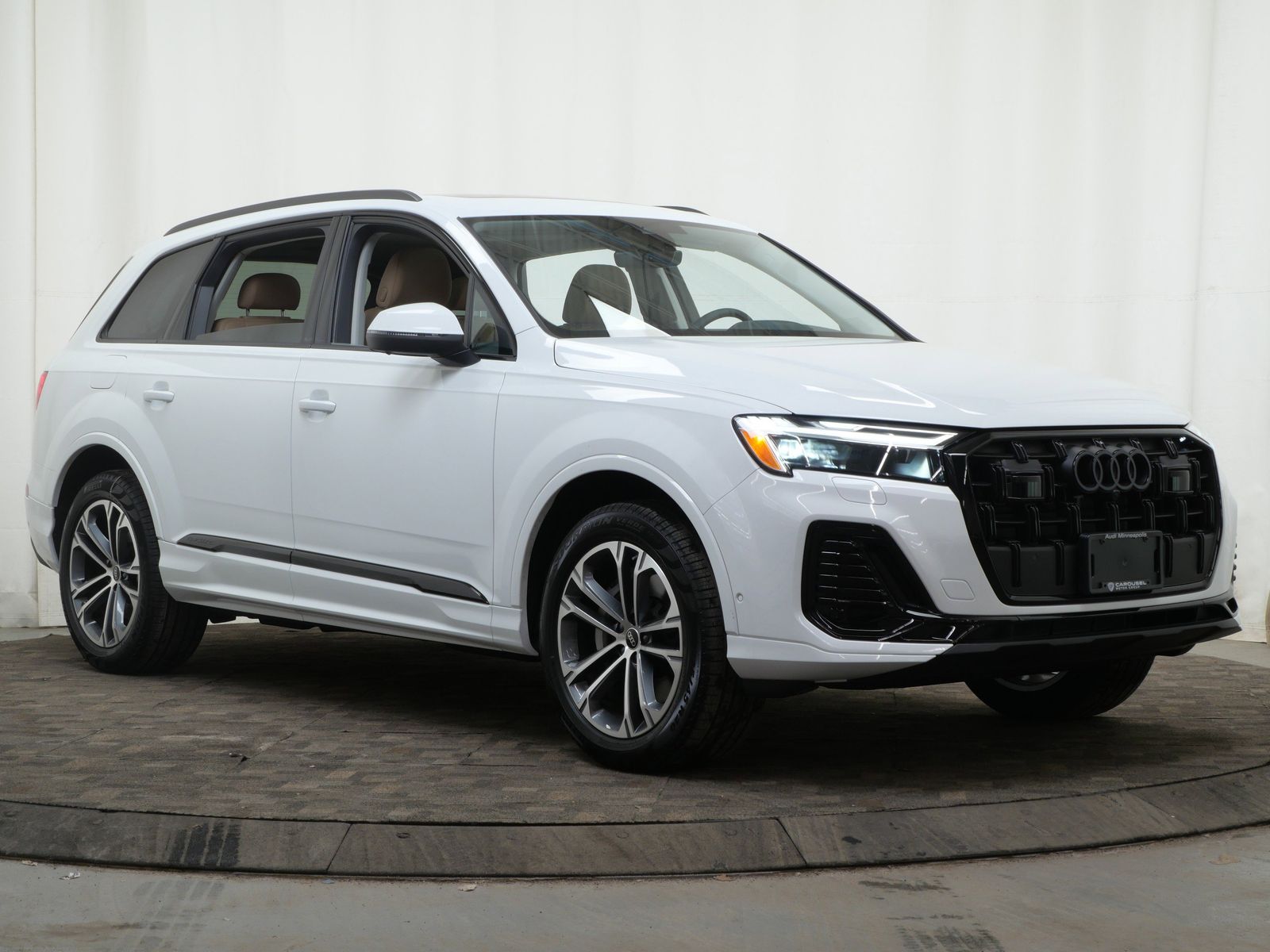 Thumbnail: 2026 Audi Q7 - 8