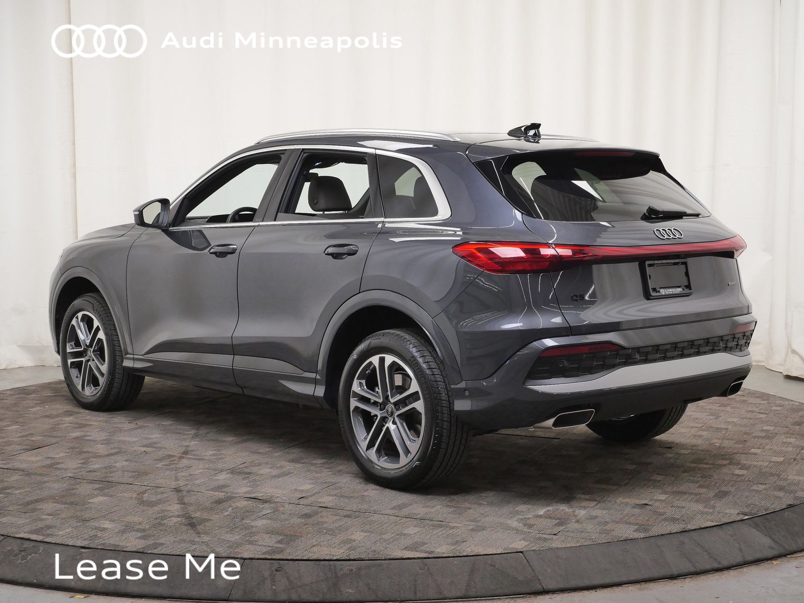 Thumbnail: 2025 Audi Q5 - 4