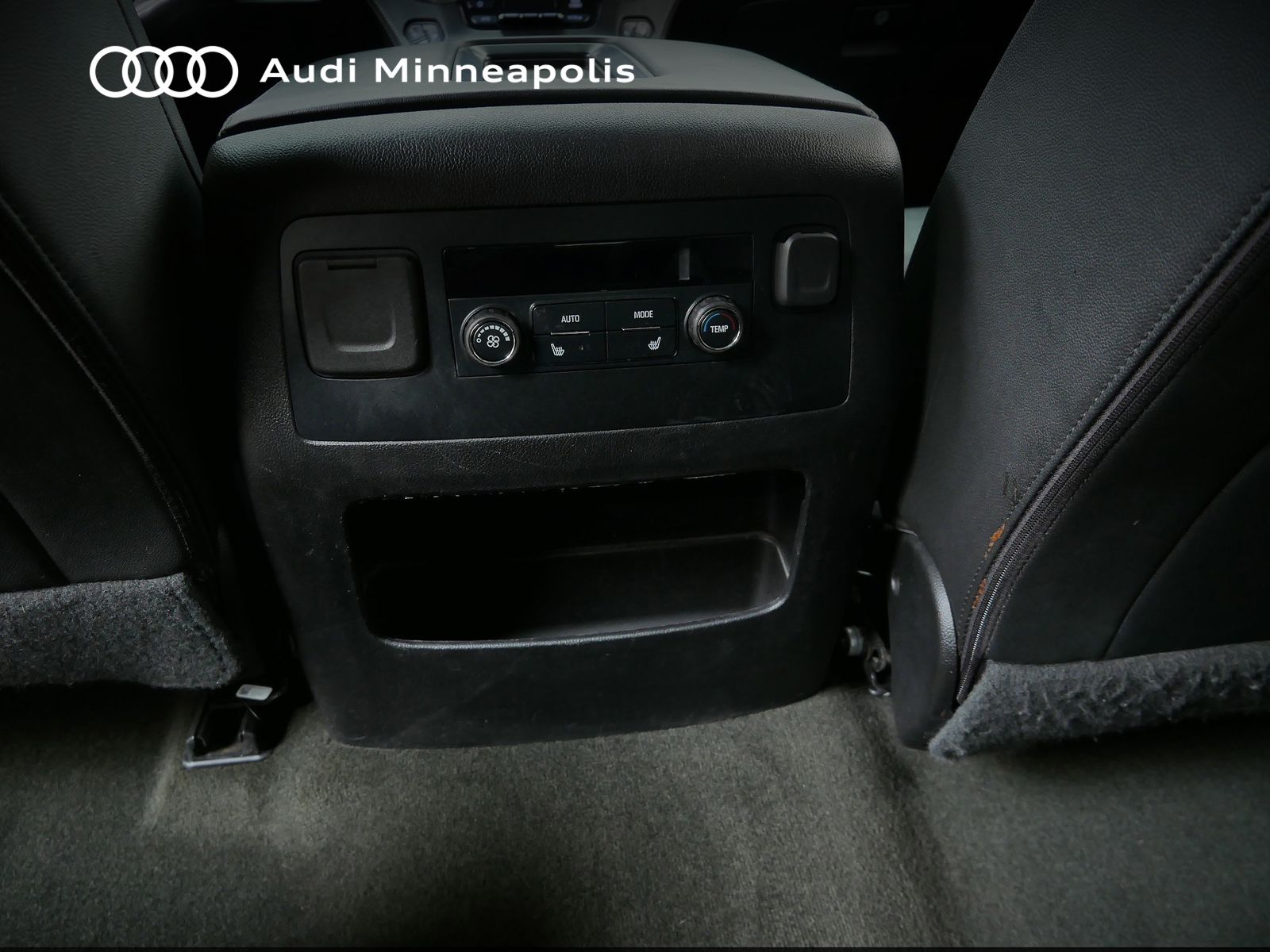 Thumbnail: 2018 GMC Yukon - 17