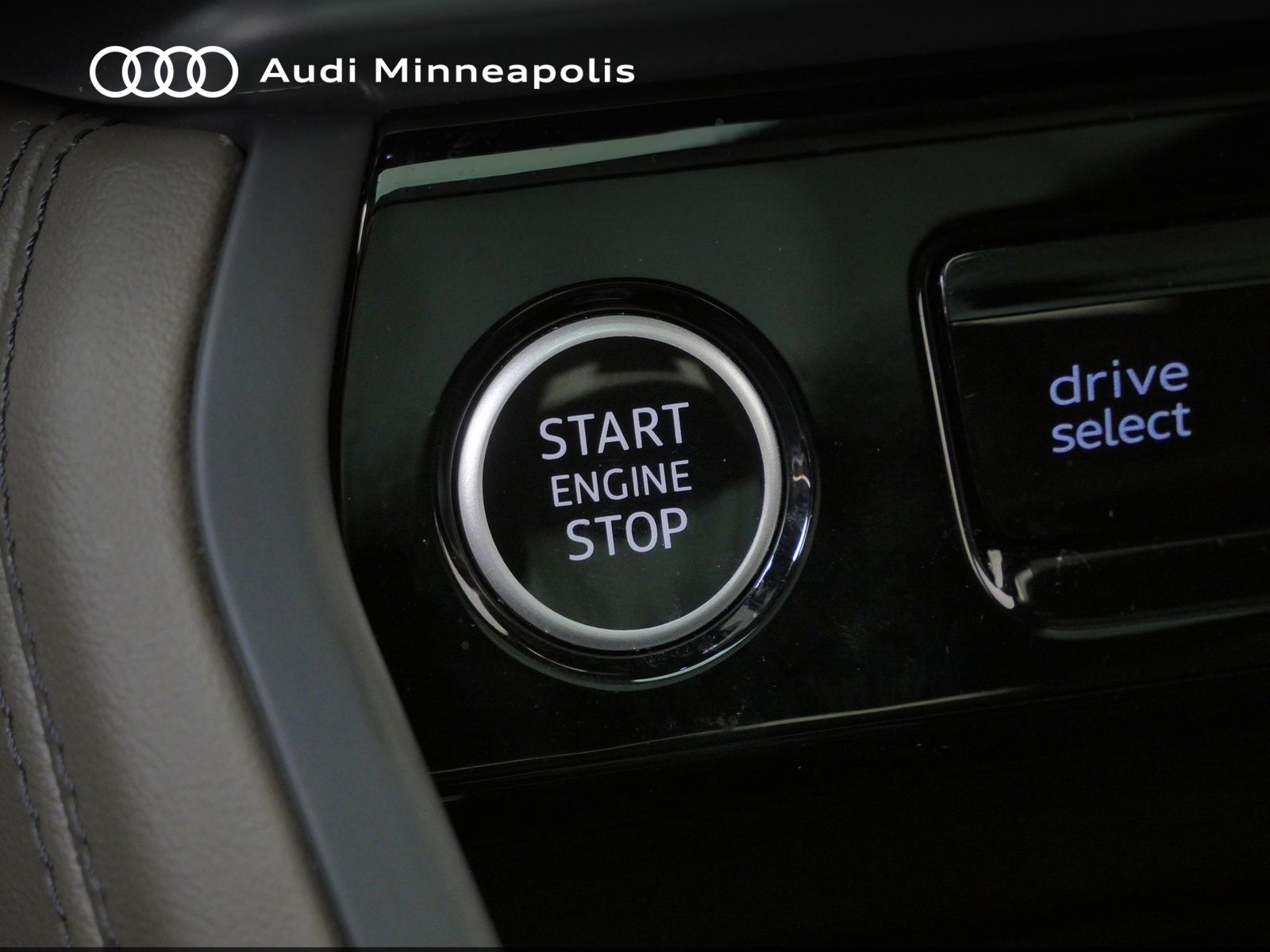 Thumbnail: 2025 Audi Q5 - 27