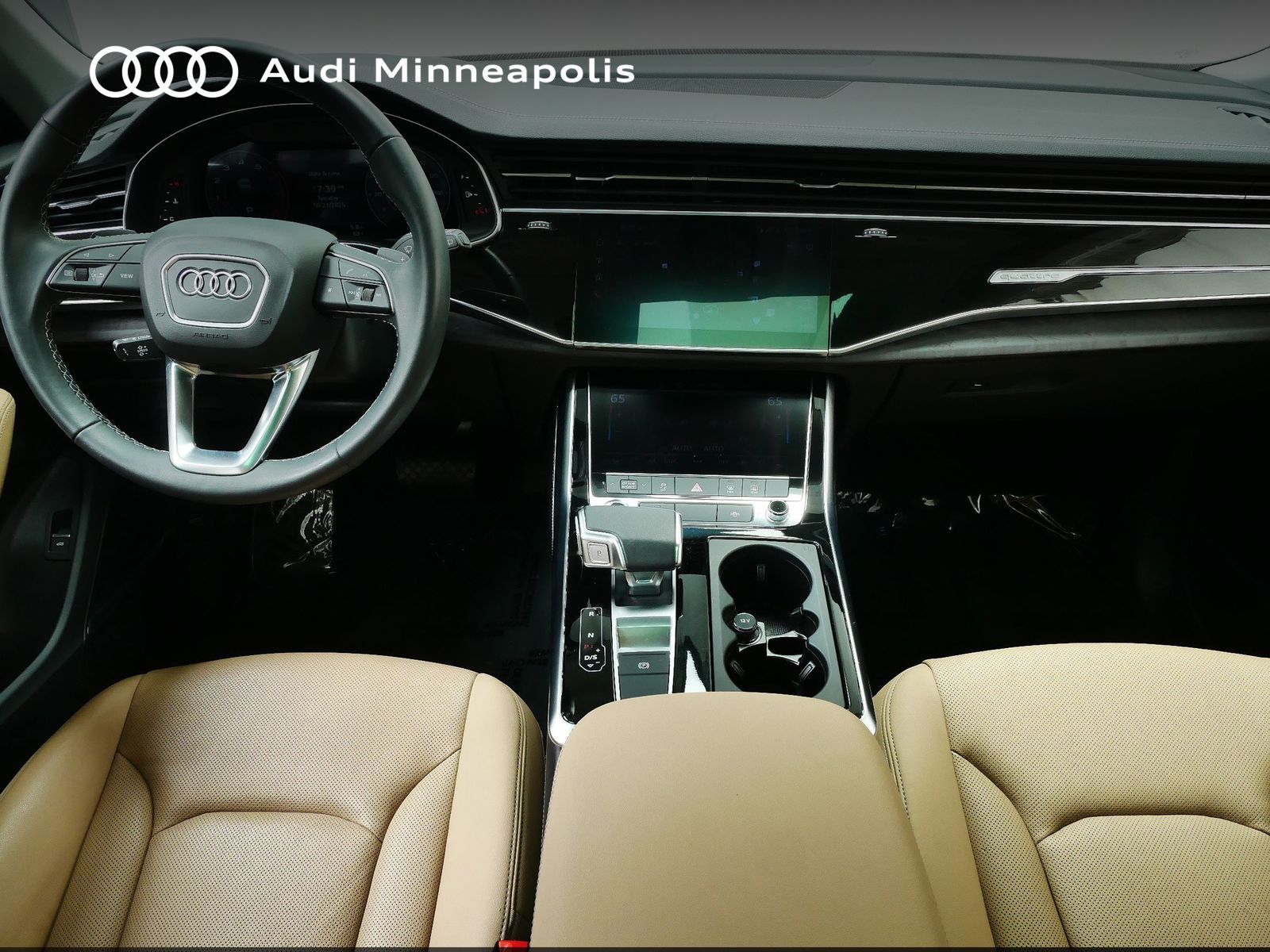 Thumbnail: 2025 Audi Q8 - 18