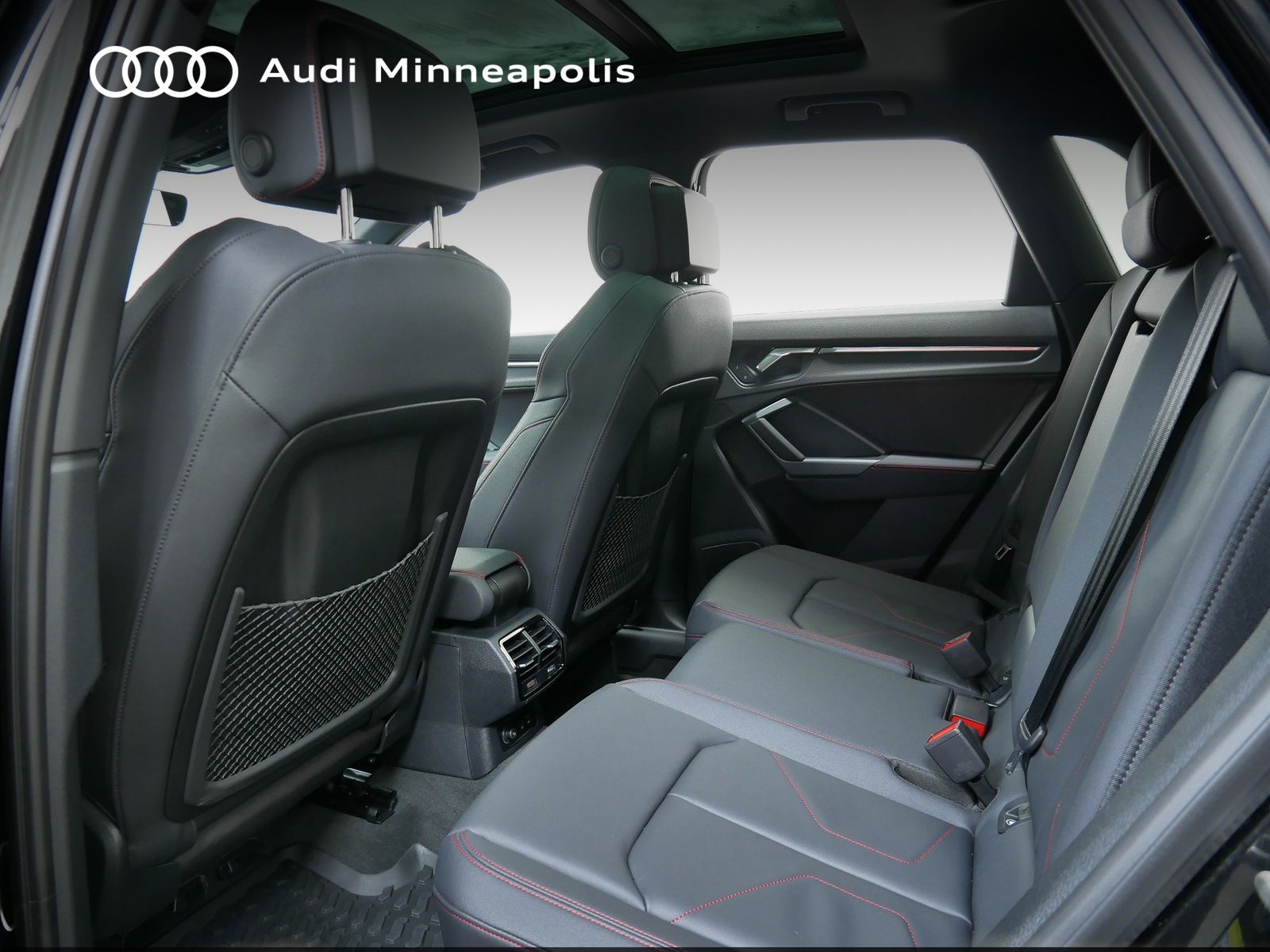 Thumbnail: 2025 Audi Q3 - 15