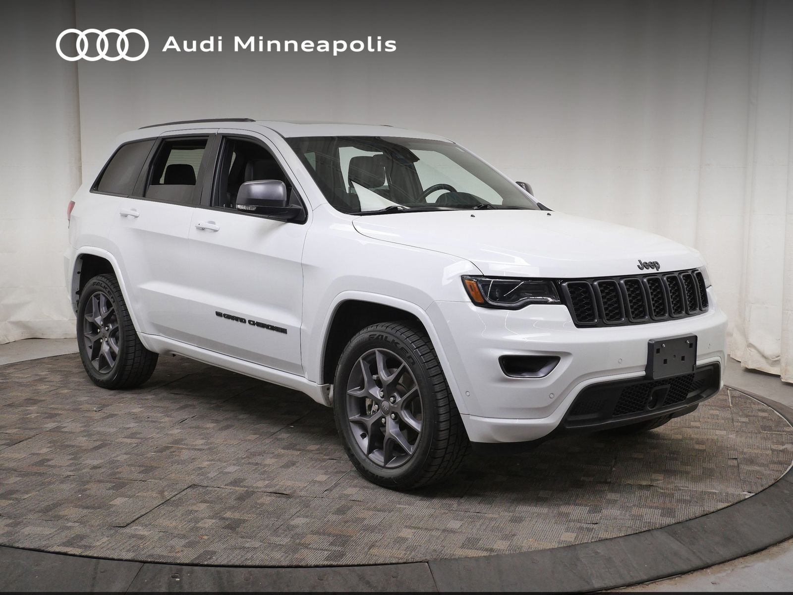 Thumbnail: 2021 Jeep Grand Cherokee - 10