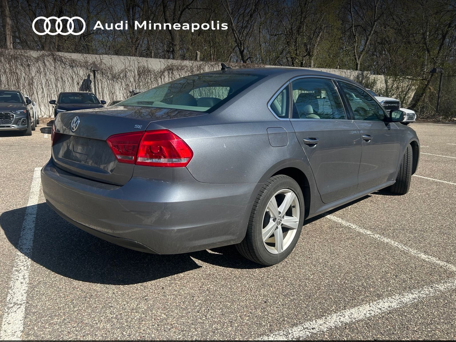 Thumbnail: 2013 Volkswagen Passat - 6