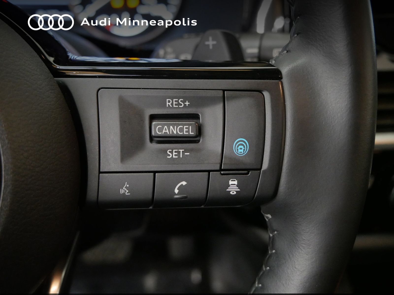 Thumbnail: 2023 Nissan Pathfinder - 21