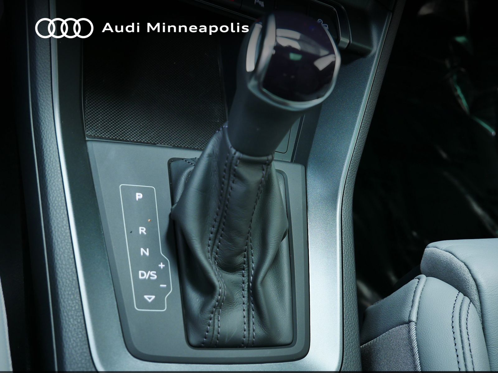 Thumbnail: 2025 Audi Q3 - 29