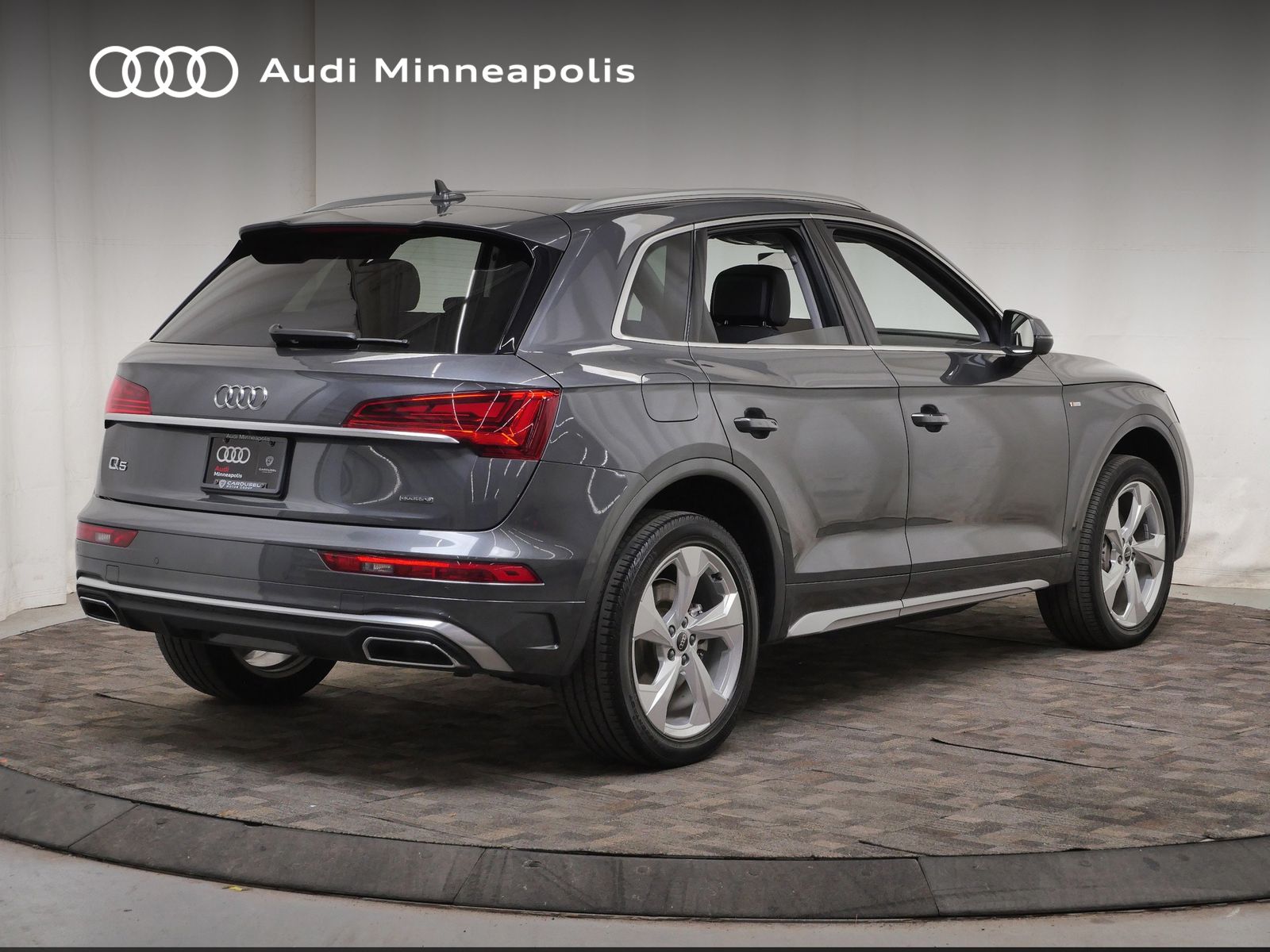 Thumbnail: 2023 Audi Q5 - 8
