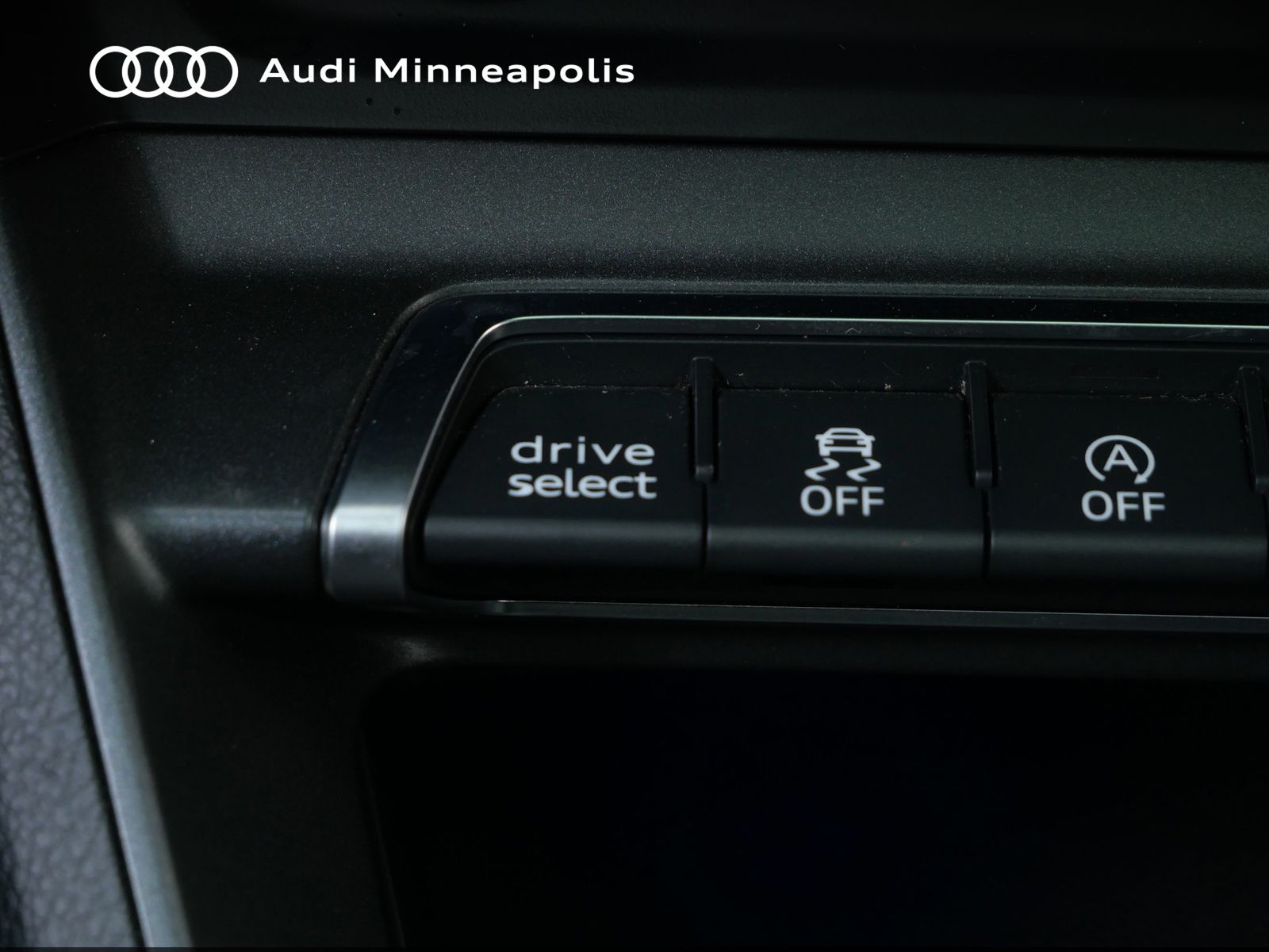 Thumbnail: 2022 Audi Q3 - 30