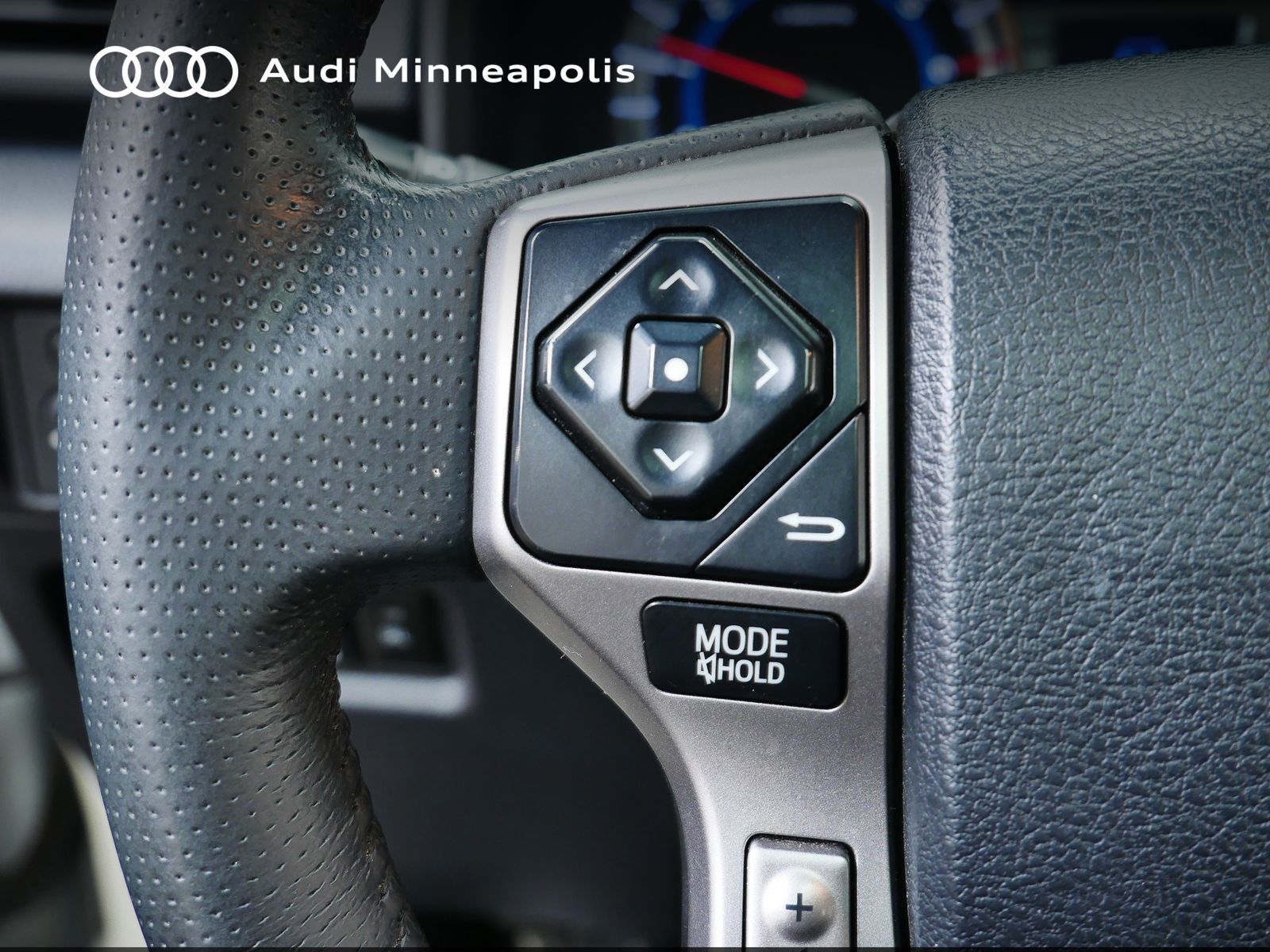 Thumbnail: 2019 Toyota 4Runner - 25