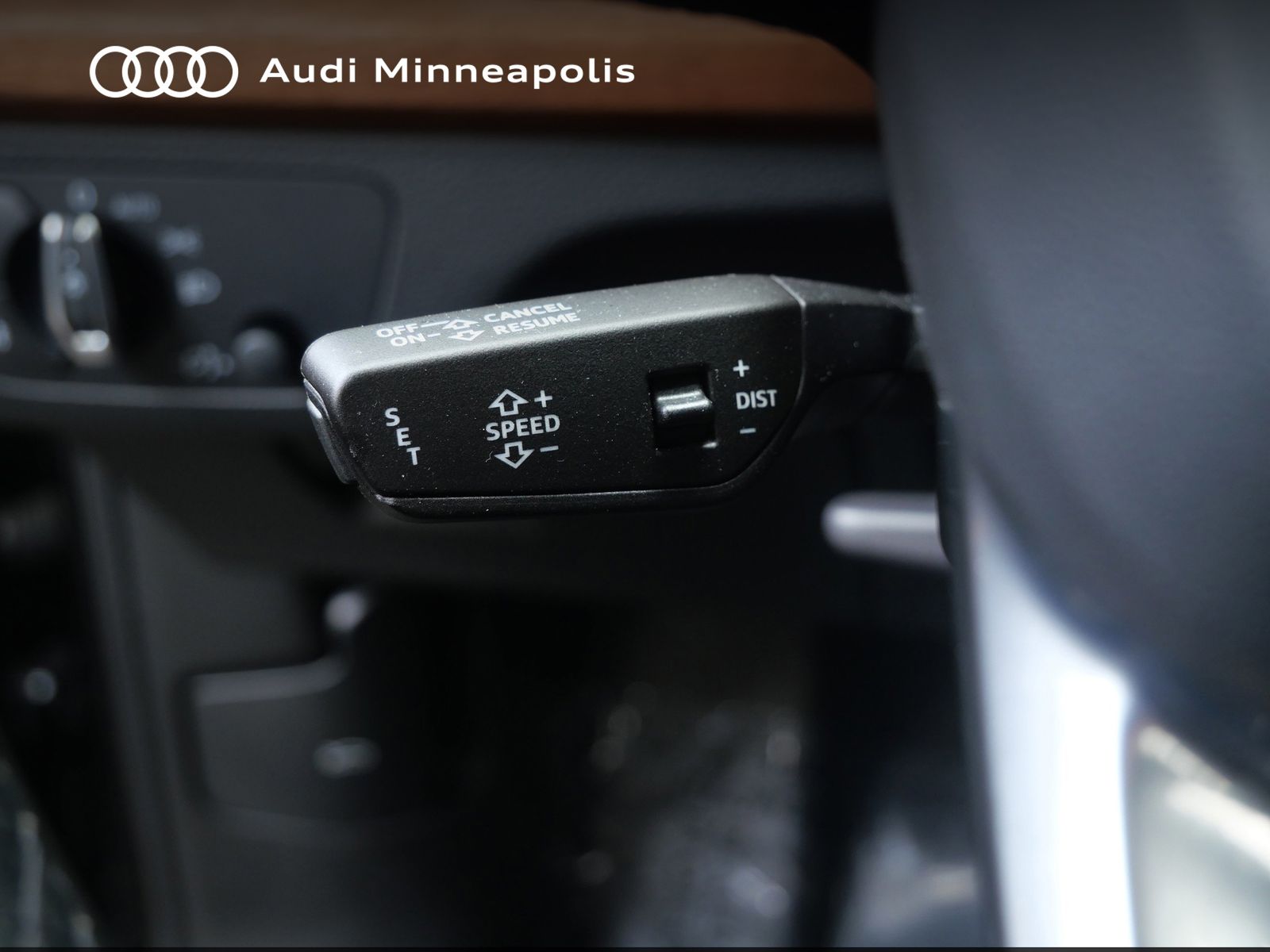 Thumbnail: 2023 Audi Q5 - 32