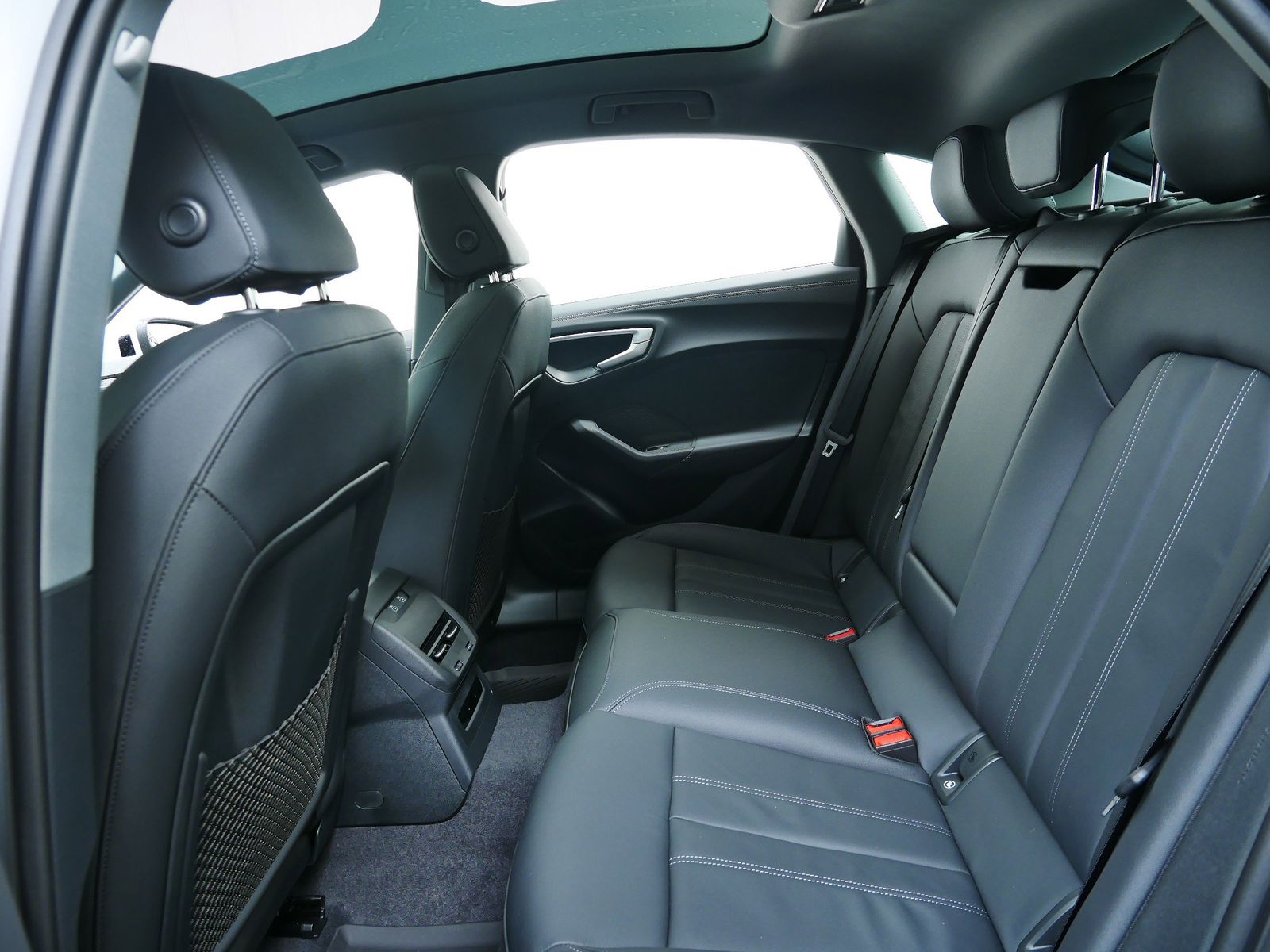 Thumbnail: 2025 Audi A5 - 12